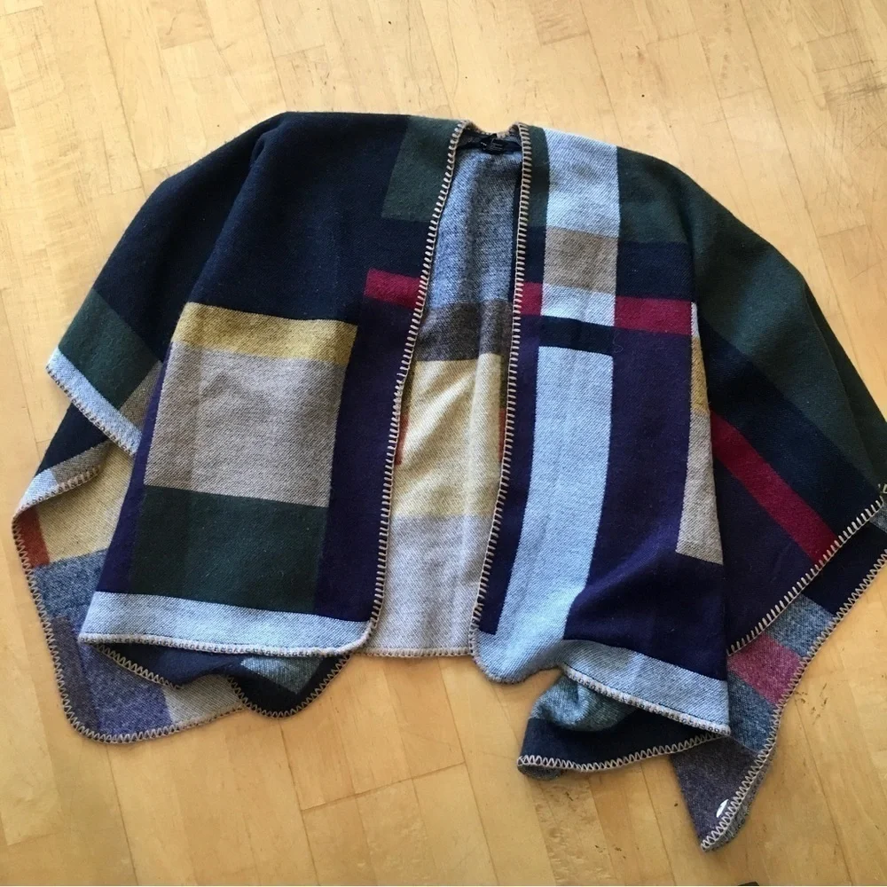 Abstract Art Deco Wrap, Shawl from Forever 21, Size S/M